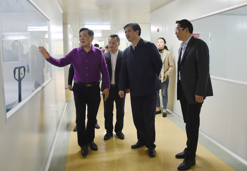 安徽省委常委、省委秘書長、統戰部長陶明倫一行來安徽天康集團調研工作。