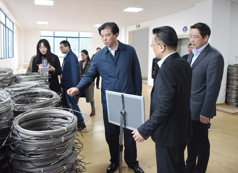 安徽省委常委、省委秘書長、統戰部長陶明倫一行來安徽天康集團調研工作。